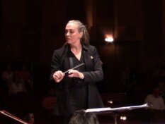 Conductor Janine Boch